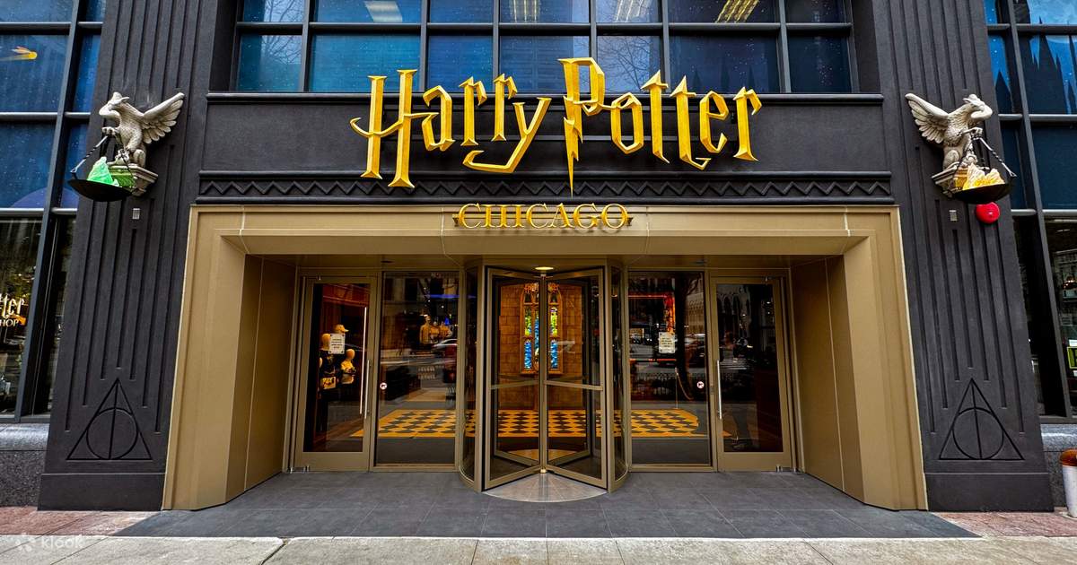 Harry Potter Chicago Exclusive Merchandise Experience