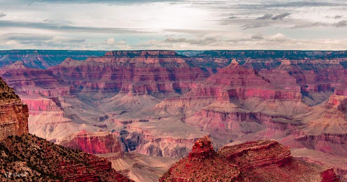 Southwest Luxury Expedition: Grand & Antelope Canyon